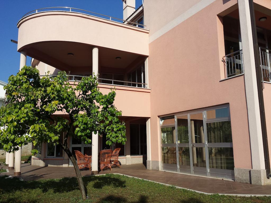 Apartma Seafront *